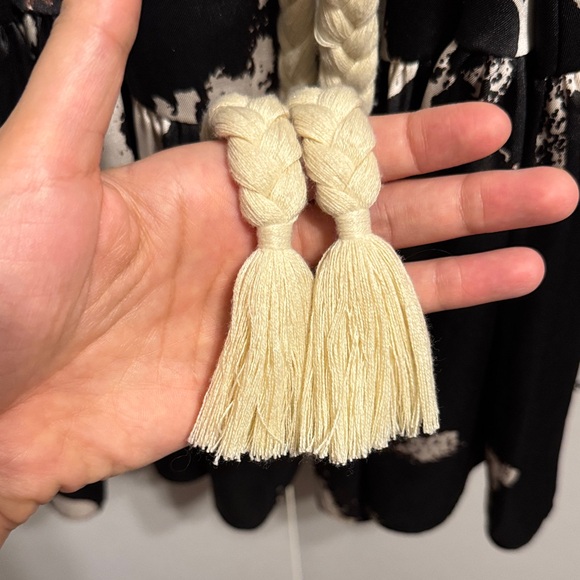 Alexis Black and Cream Dress - Picture 4 of 7